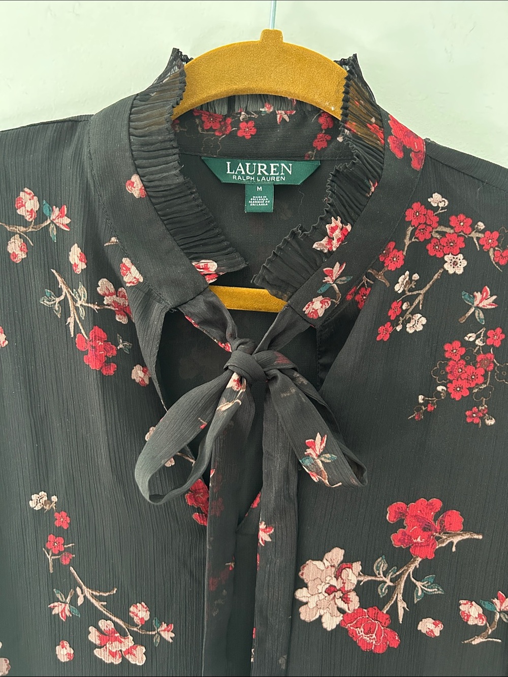 Lauren Ralph Lauren Dark Floral Tie-Neck Chiffon Blouse Dramatic Ruffled Sleeves - Picture 2 of 14